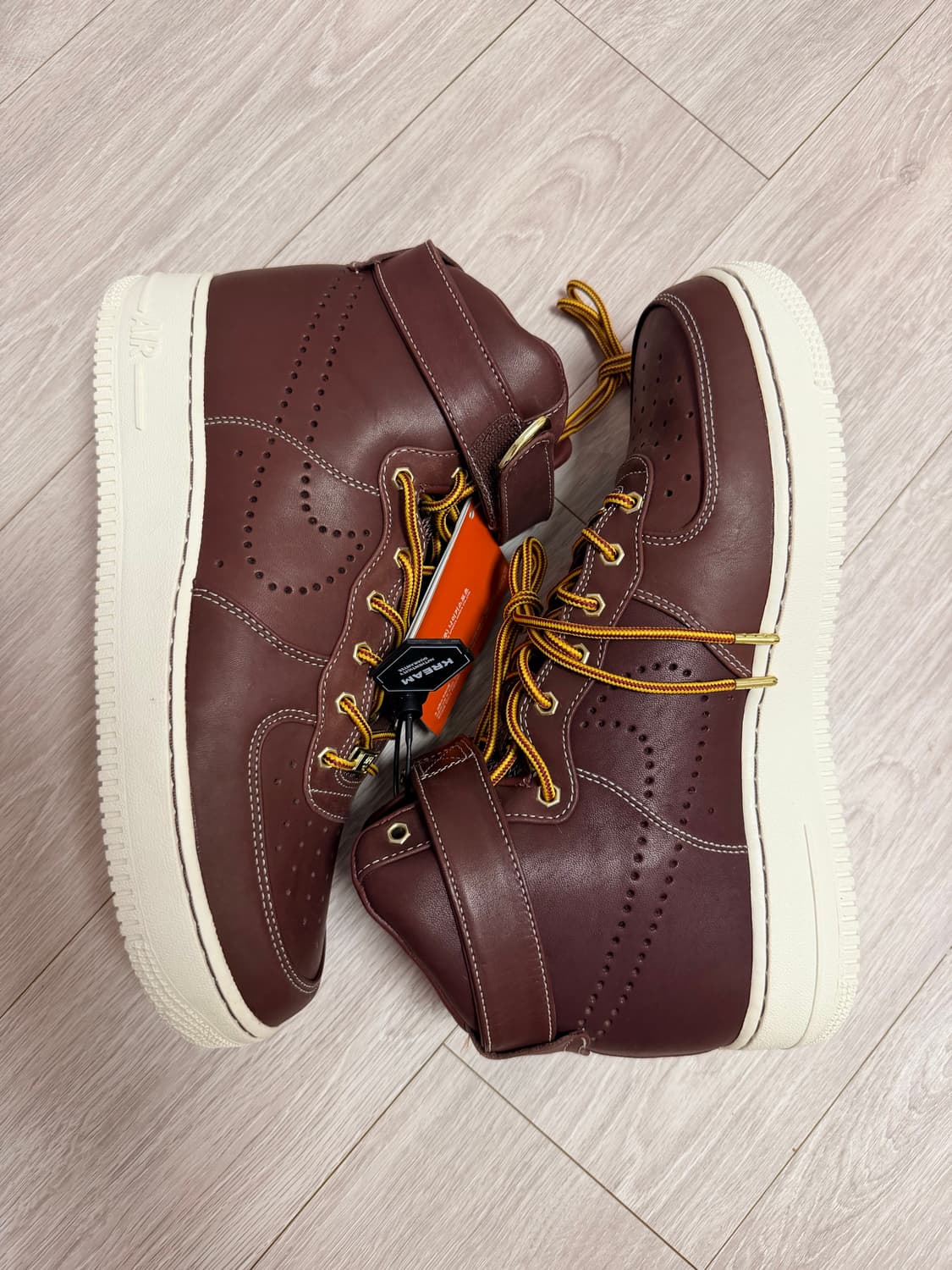 나이키 에어 포스 1 하이 프리미엄 LE 275 새상품 상품이미지5