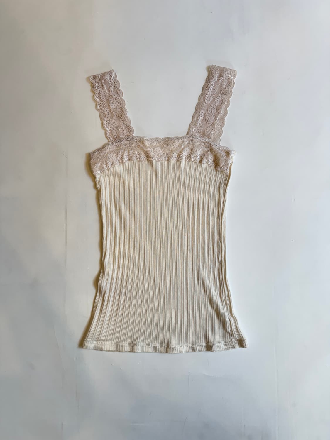 Ivory Lace-Strap Ribbed Tank Top 상품이미지1