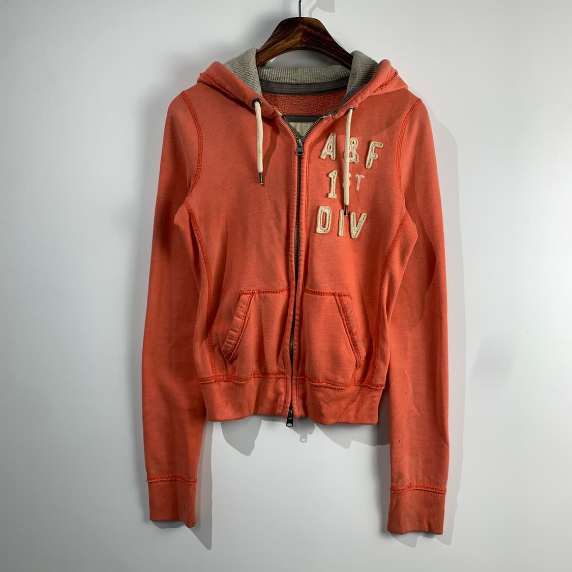 아베크롬비 y2k 와투케 살몬 후드집업 상품이미지3