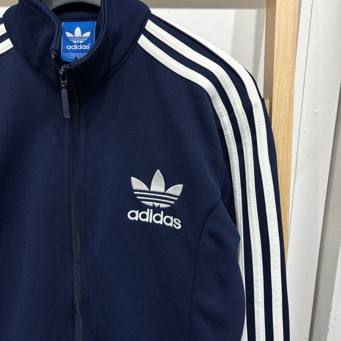 아디다스 유로파 져지 트랙탑 상품이미지2