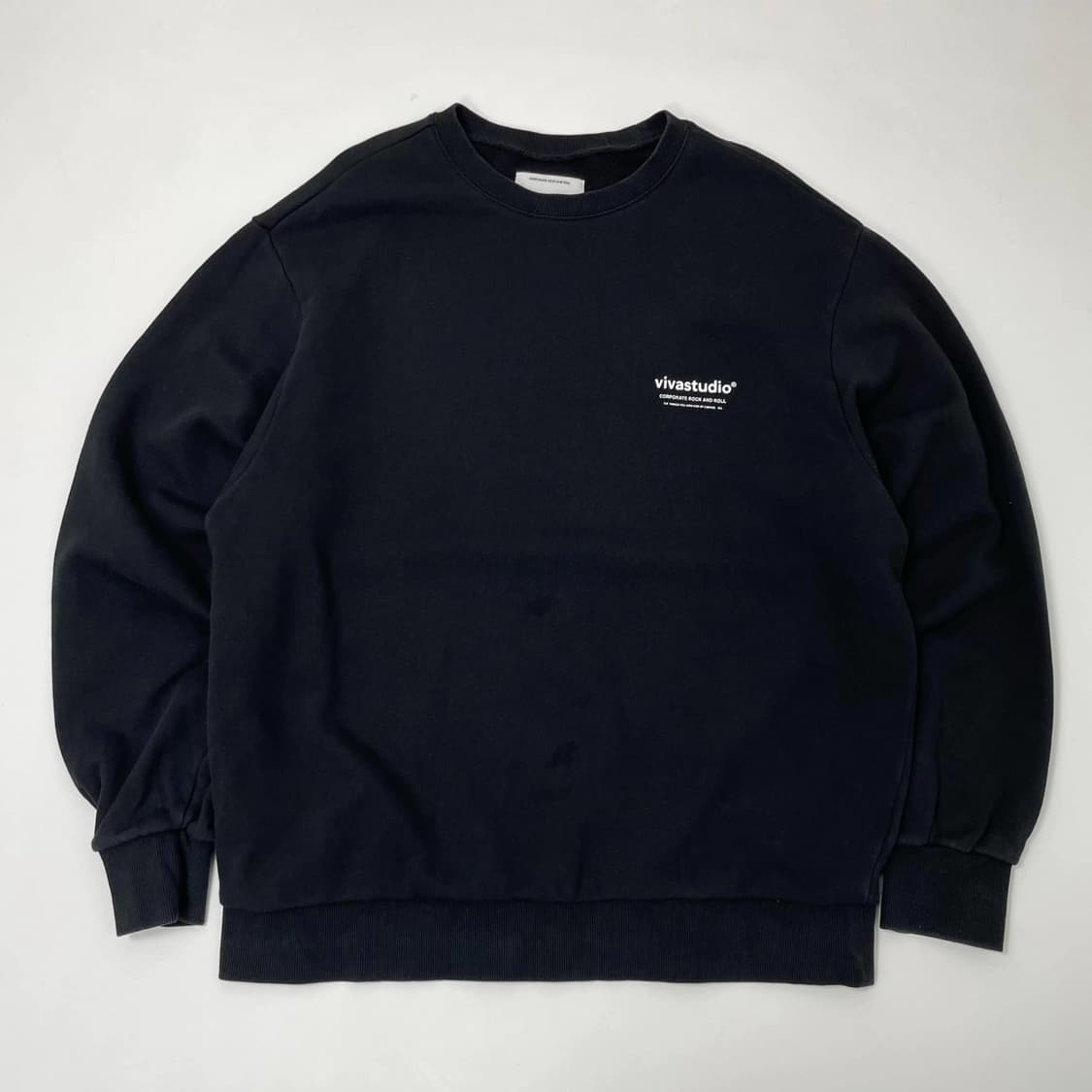 비바스튜디오 맨투맨 스웻셔츠 상품이미지1