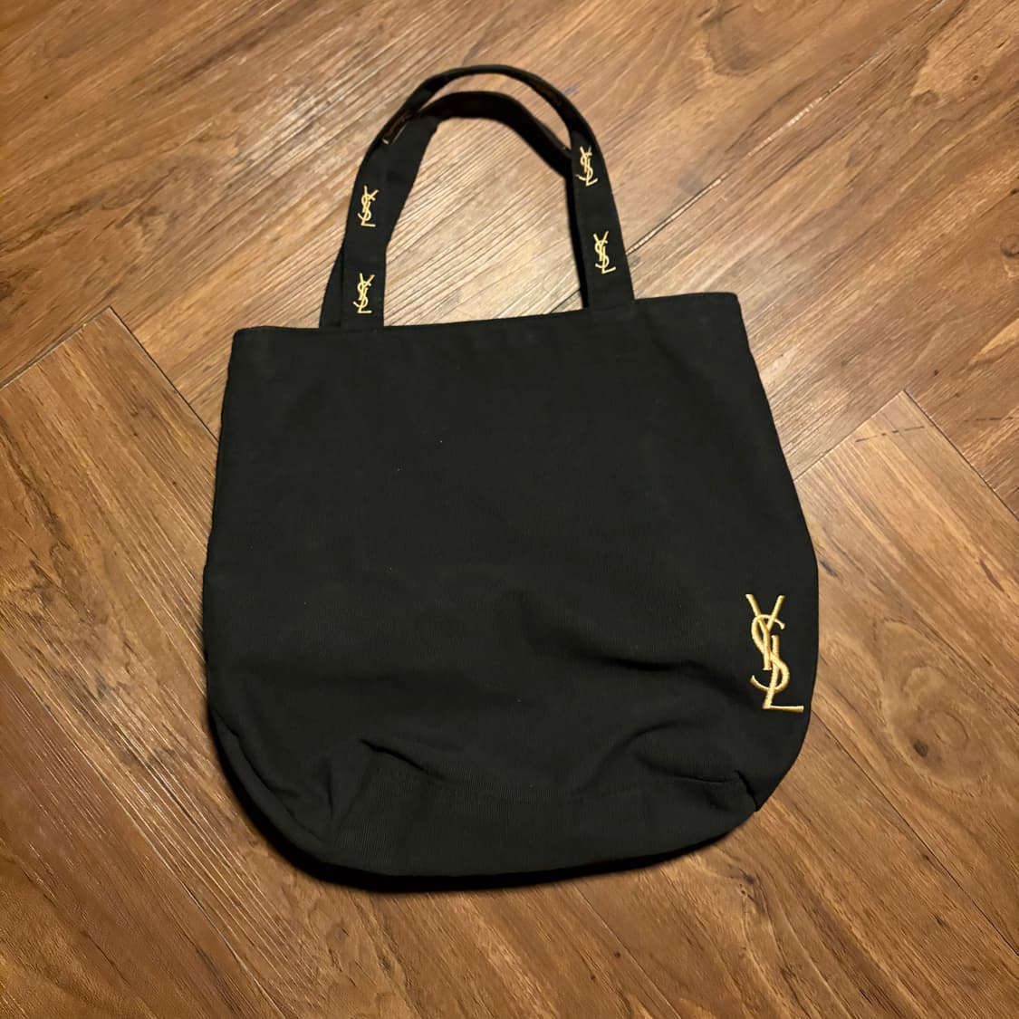 YVES SAINT LAURENT REVERSIBLE TOTE BAG 상품이미지5