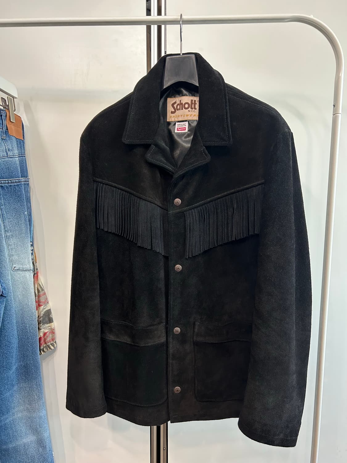 슈프림 x 쇼트 웨스턴 프린지 스웨이드 자켓 상품이미지1