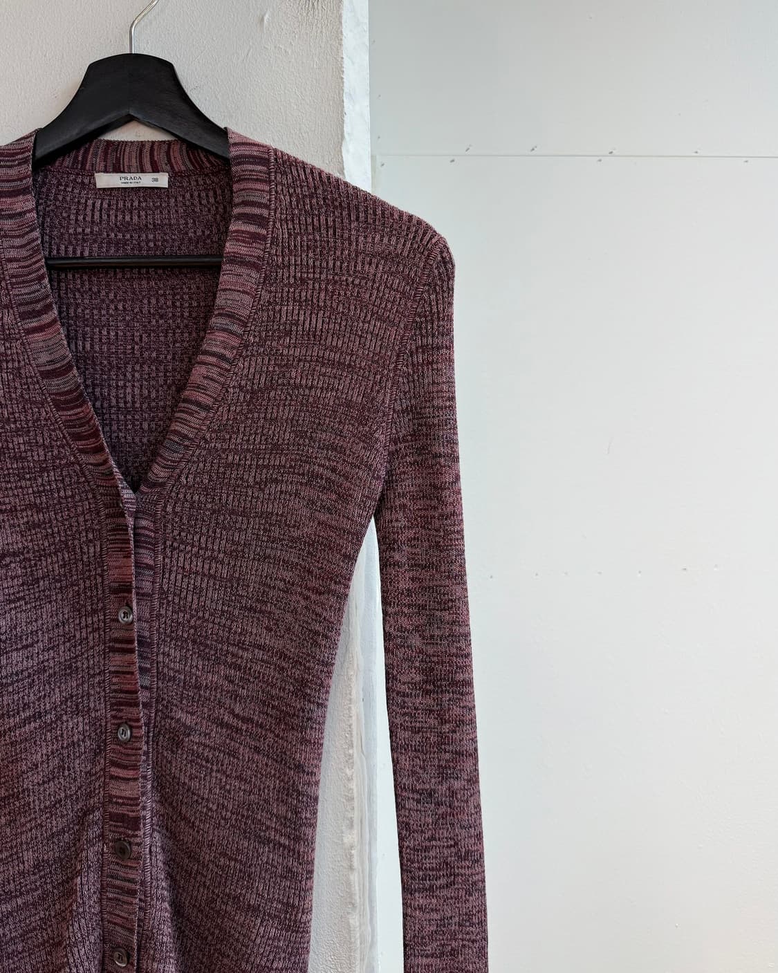프라다 퍼플 슬림핏 니트 가디건  상품이미지5