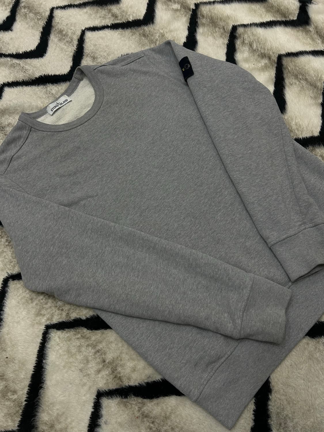 [L]스톤아일랜드 맨투맨/그레이/기모 상품이미지3