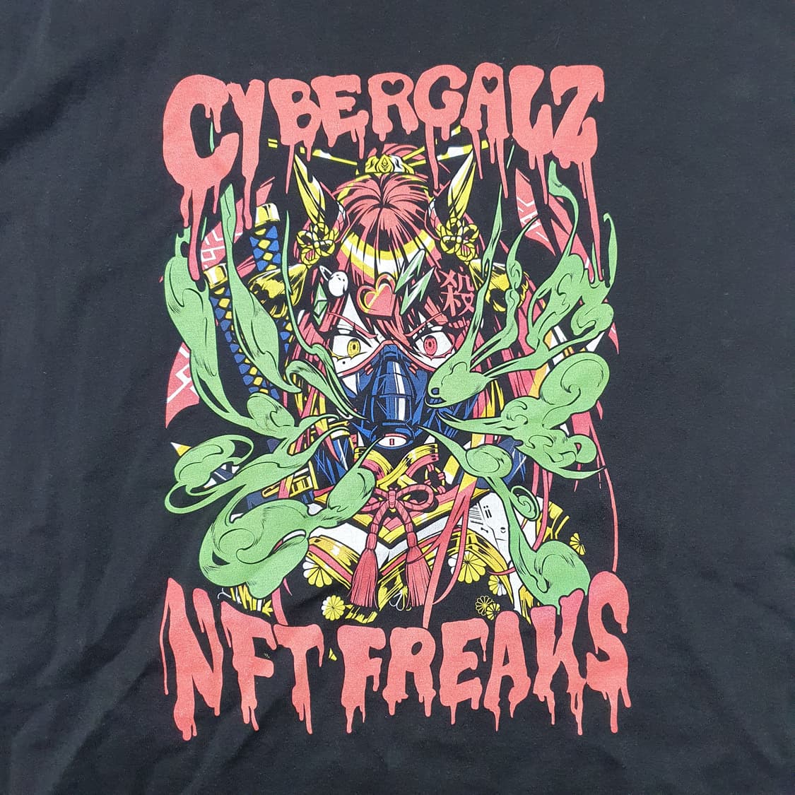 Cyber Galz NFT Freaks 그래픽 티셔츠 상품이미지5