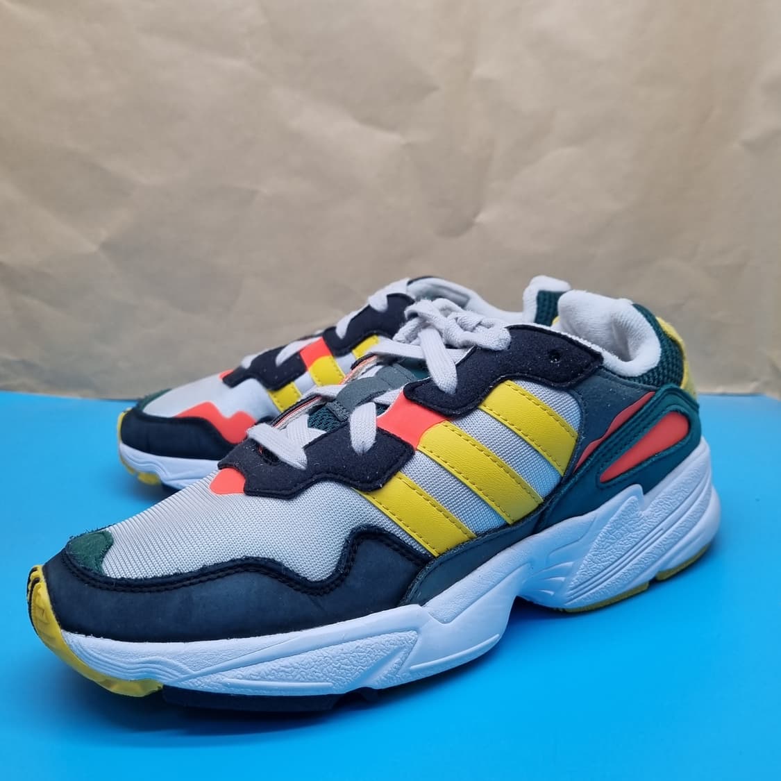 아디다스 영96 여성운동화240 상품이미지1