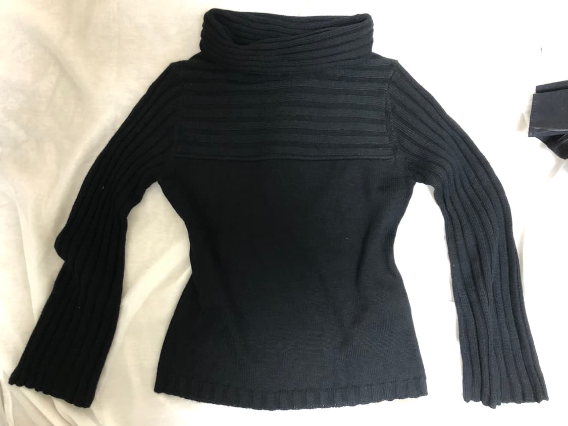 빈티지 블랙 하이넥 니트 상품이미지2