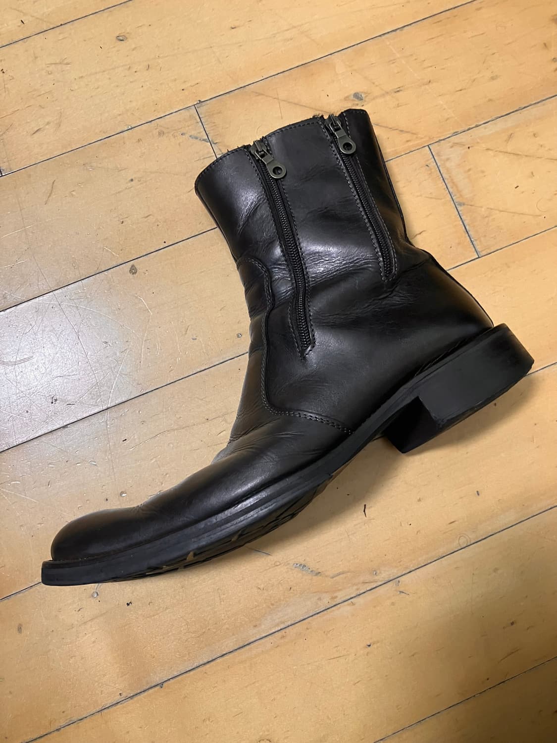 ANN DEMEULEMEESTER 90s 업턴 토 멀티지퍼 부츠 블랙  상품이미지3