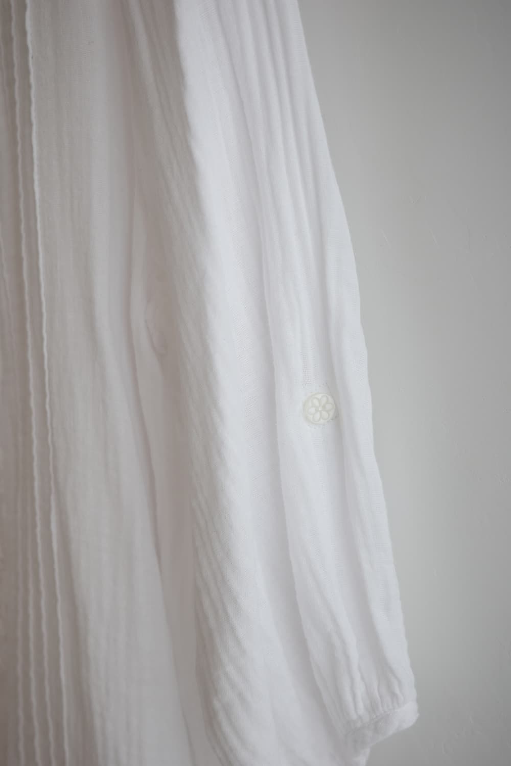 French muse lace pintuck blouse 상품이미지8