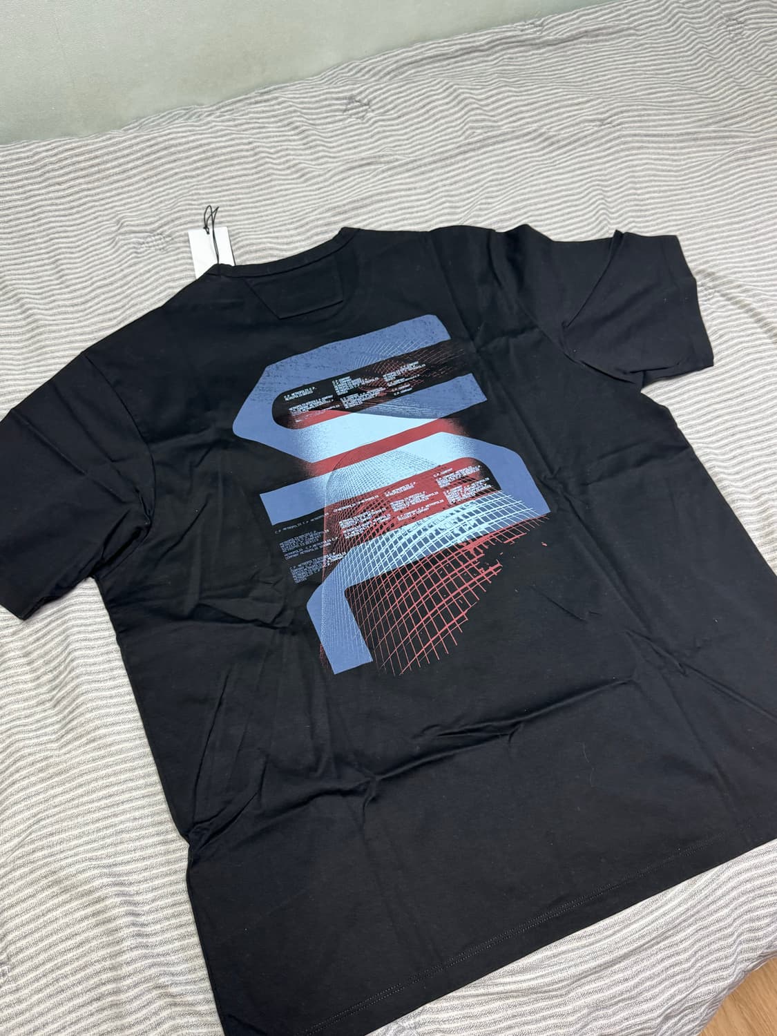 CP컴퍼니 메트로폴리스 블랙 프린팅 반팔티2XL(새상품) 상품이미지2