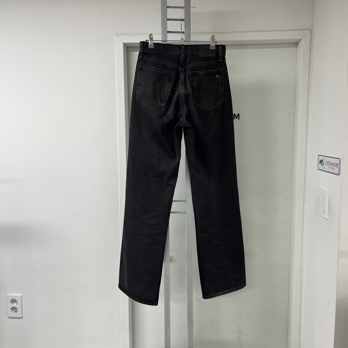 랙앤본 흑청 데님 팬츠 25(W) 상품이미지1
