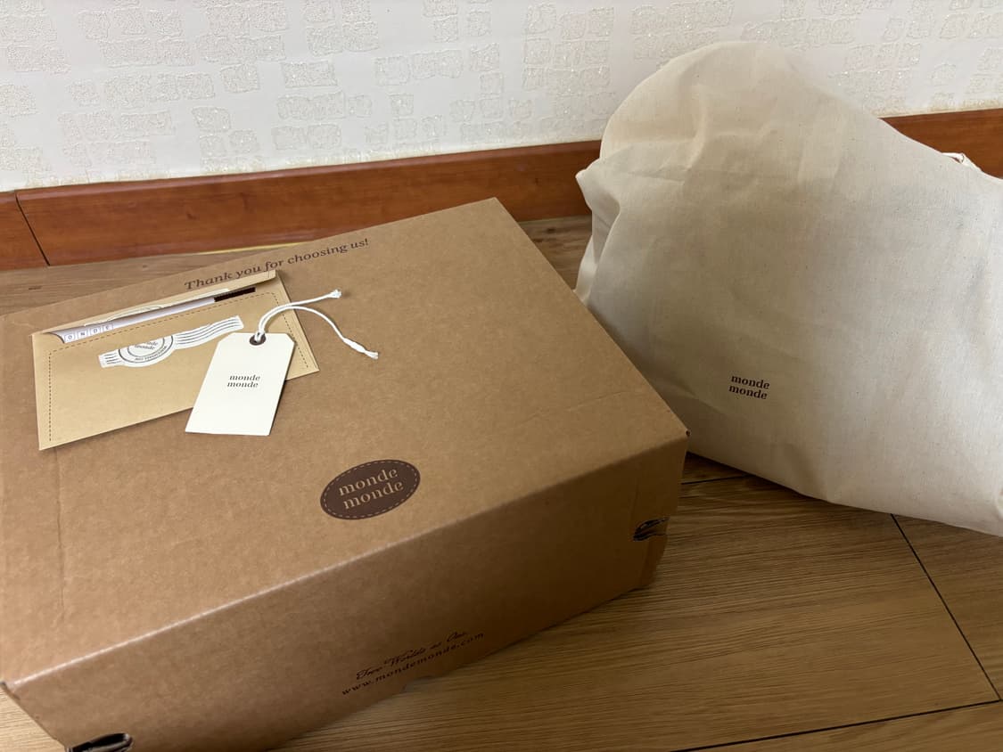 몽드몽드 모먼트 숄더 백 미디움 사이즈 아이보리 컬러 상품이미지10