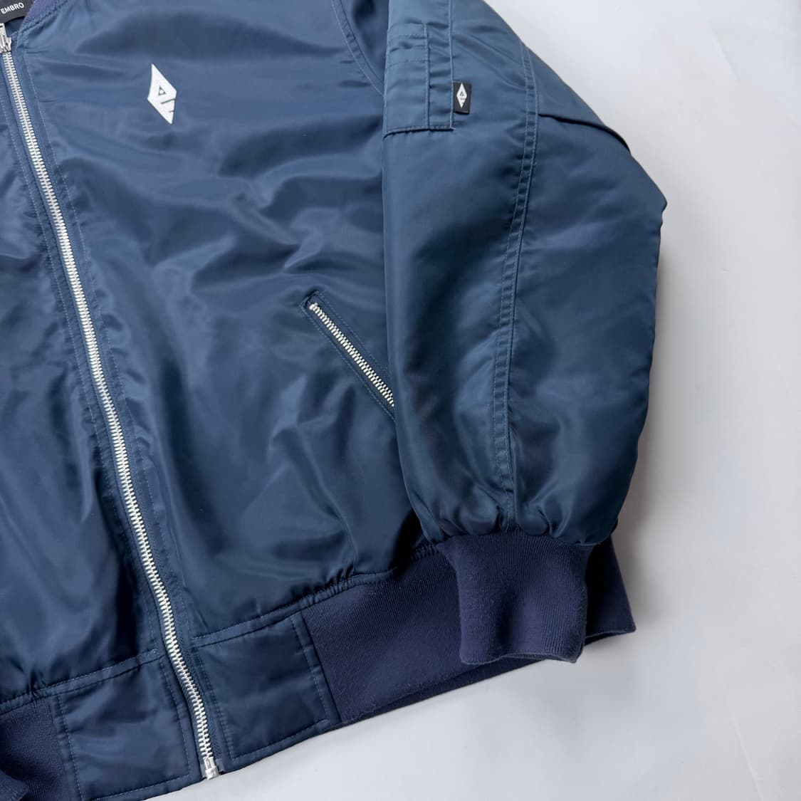 어바웃엠브로 곤룡포 오조룡 자수 세종항공점퍼 상품이미지5