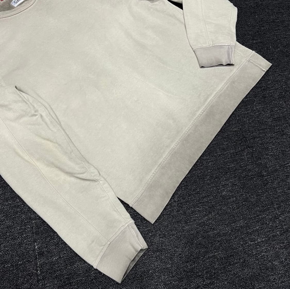 CP컴퍼니 워싱 렌즈 롱슬리브 XL 상품이미지3