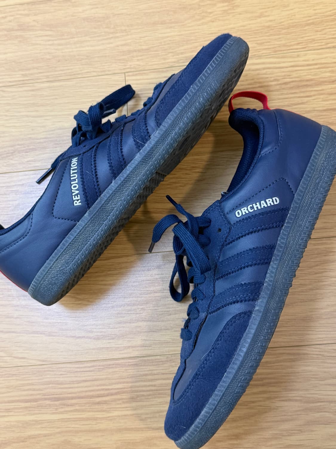 아디다스 x 오차드 x 뉴잉글랜드 레볼루션 삼바 ADV 나이트 인디고  상품이미지3