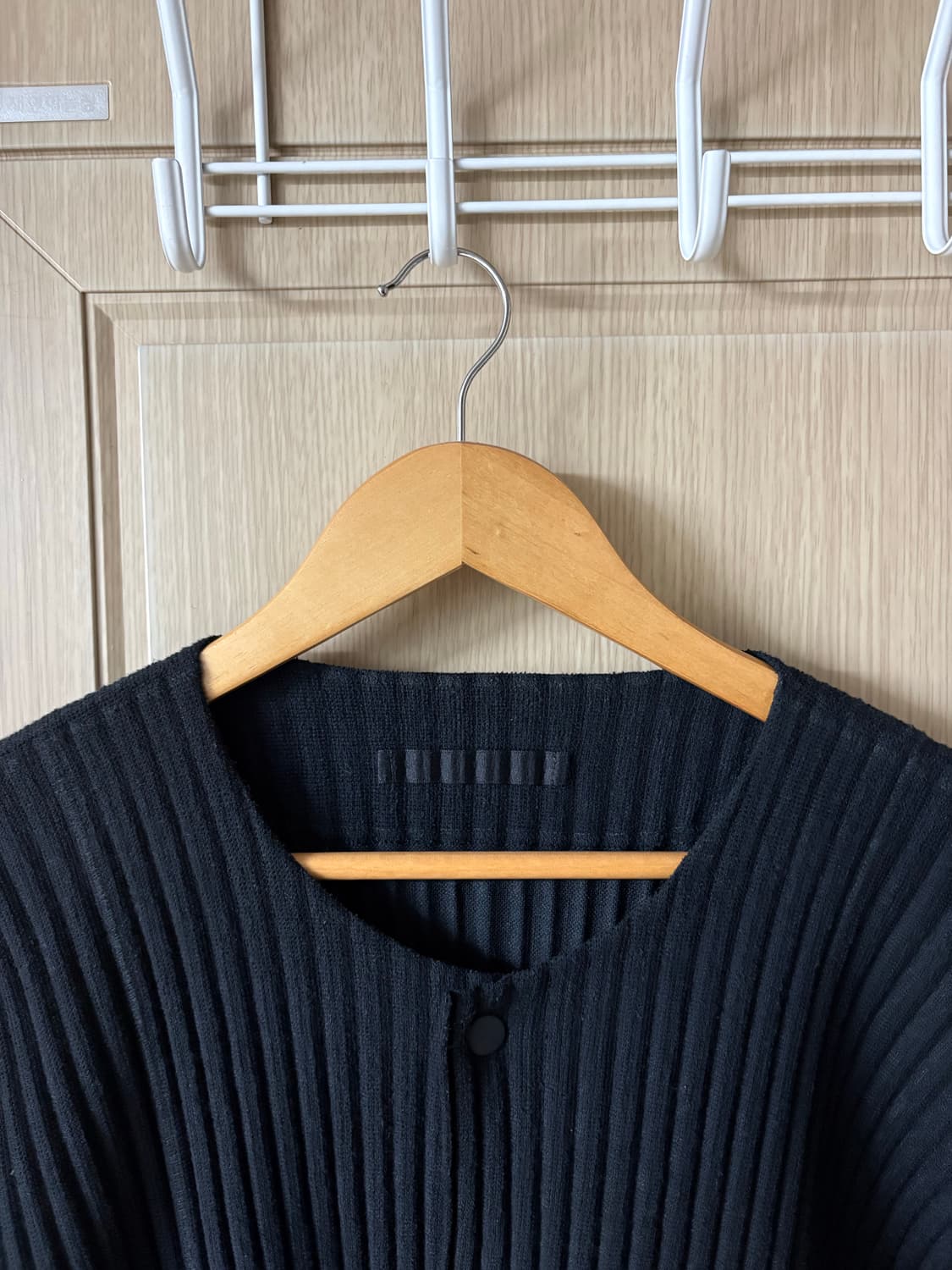 옴므플리세 이세이미야케 스냅 가디건 상품이미지3