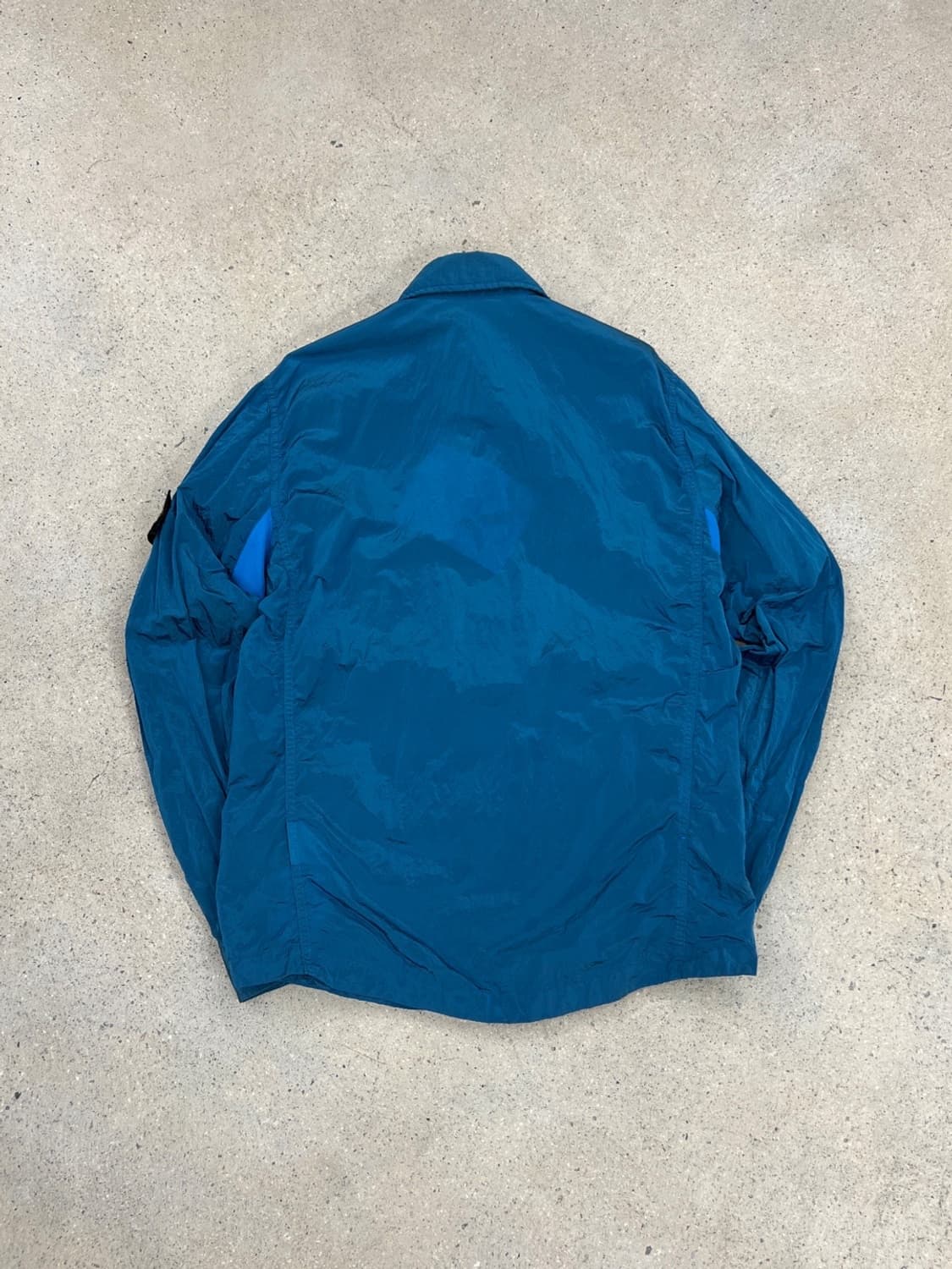 스톤아일랜드 18ss 와펜 나일론 메탈 오버셔츠 상품이미지2