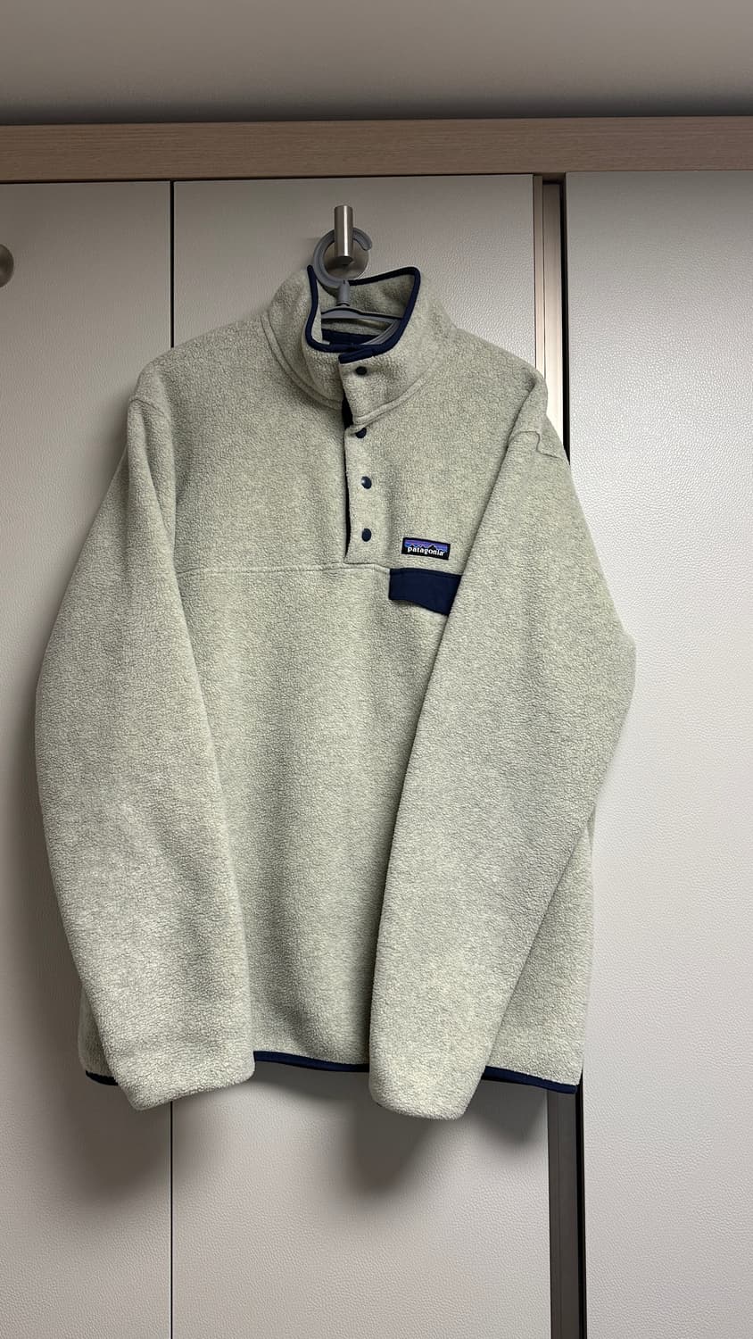[L] 파타고니아 신칠라 라이트웨이트 오트밀 상품이미지1