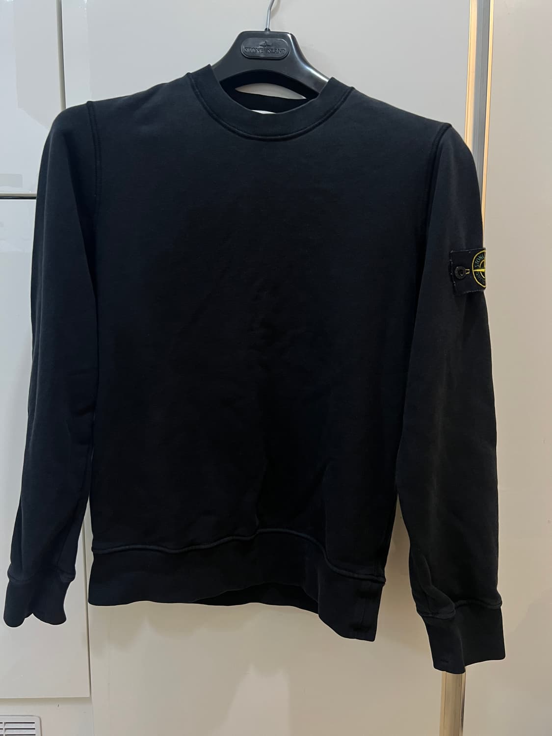 23fw 스톤아일랜드 맨투맨 95-100 상품이미지1