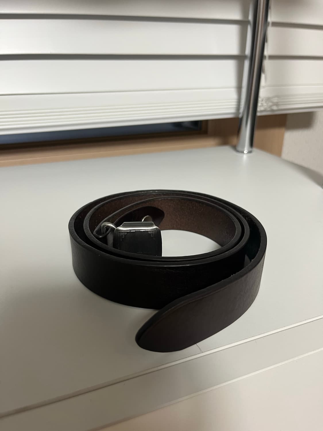 피그벨 히콕 벨트 (오딤 다크브라운 가죽) 실버 저렴하게 판매 상품이미지1