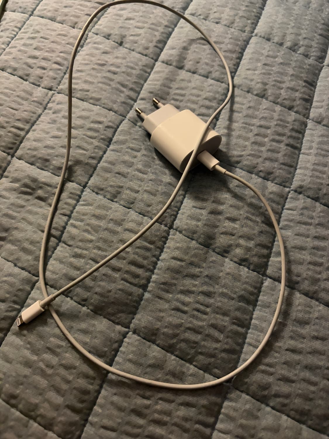 아이폰12 64기가 충전기까지 상품이미지8