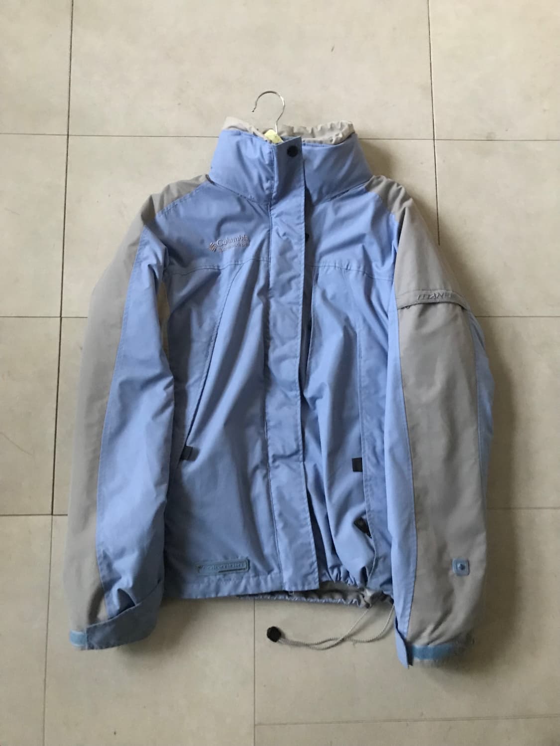 콜롬비아 연하늘 그레이 점퍼 상품이미지8