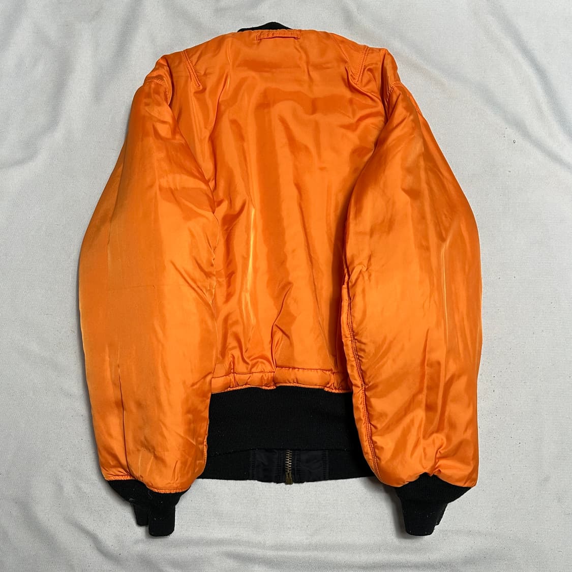 L 알파 인더스트리 MA-1 리버서블 항공 점퍼 상품이미지5