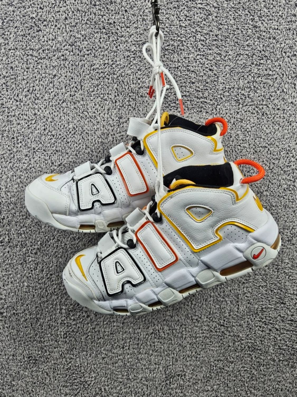 나이키 에어 모어 업템포 레이건 스니커즈 ( 260MM ) / 10962 상품이미지1