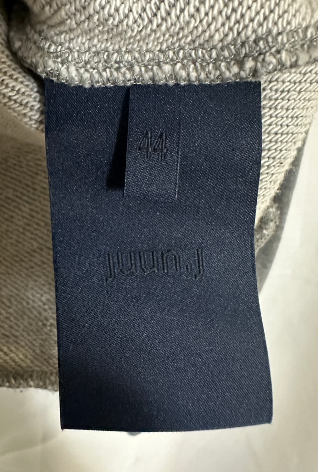 Juun.J 준지 퍼그 자수맨투맨 상품이미지4