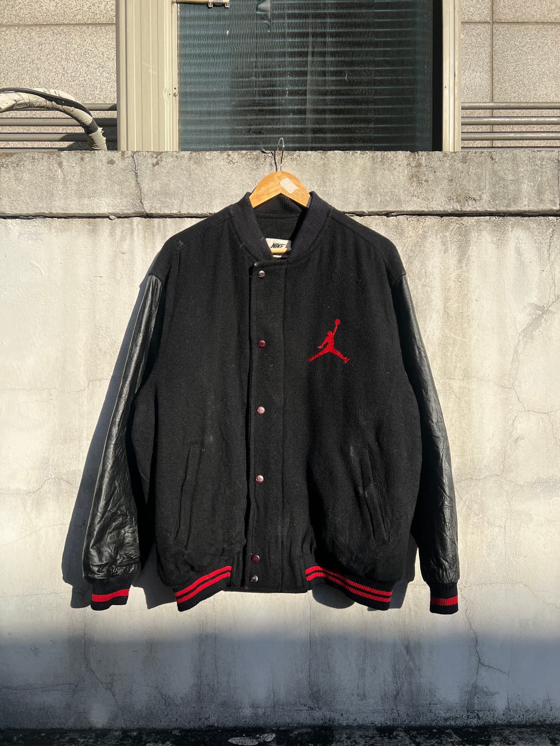 Nike 나이키 90‘s 조던 23 바시티 자켓 상품이미지1