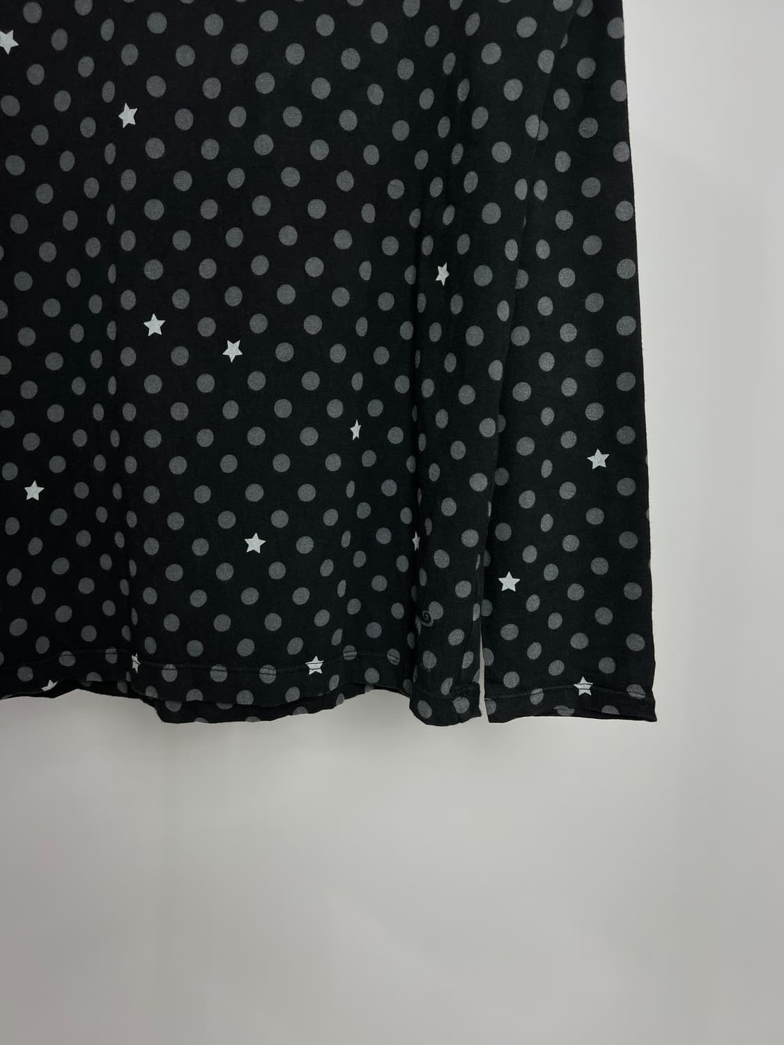 빈티지 패턴 터틀넥 롱 슬리브 상품이미지3
