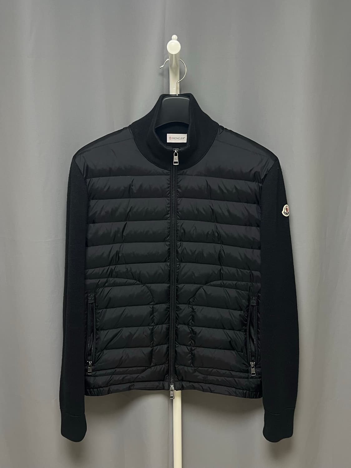 [정품] 신형 23FW / 몽클레어 니트패딩 블랙 M size 상품이미지1