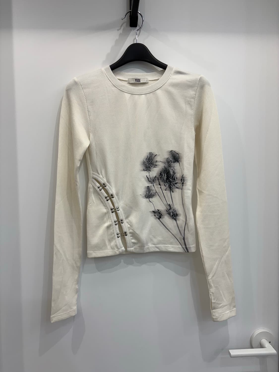 YUSE 유즈 티셔츠 상품이미지1