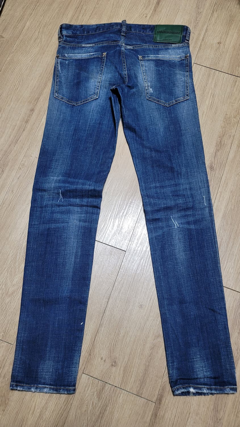 디스퀘어드 S74LB0417 슬림 워싱 데님 청바지 EU46 상품이미지2