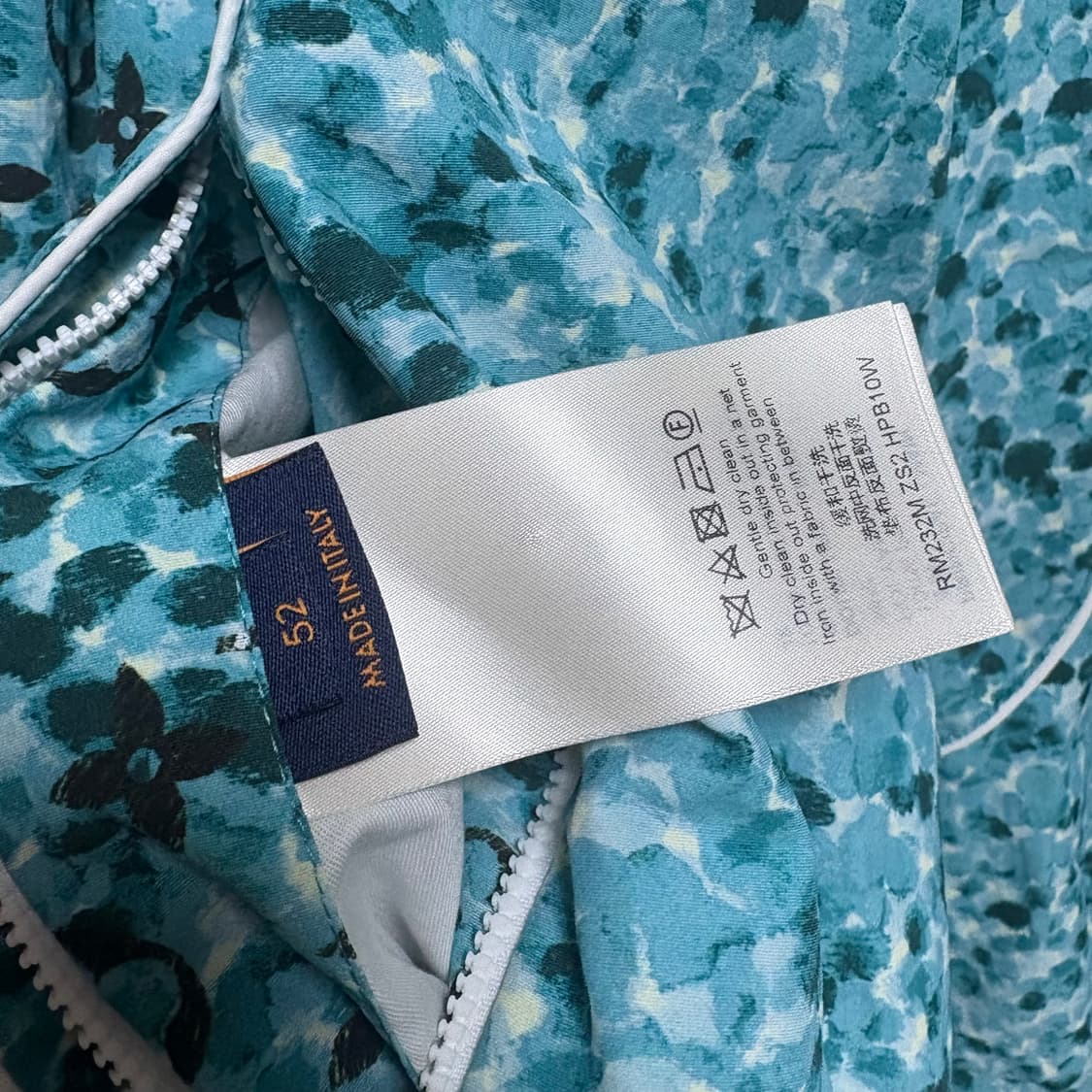 [52/새상품급] 루이비통 포인틸리즘 바람막이 상품이미지4