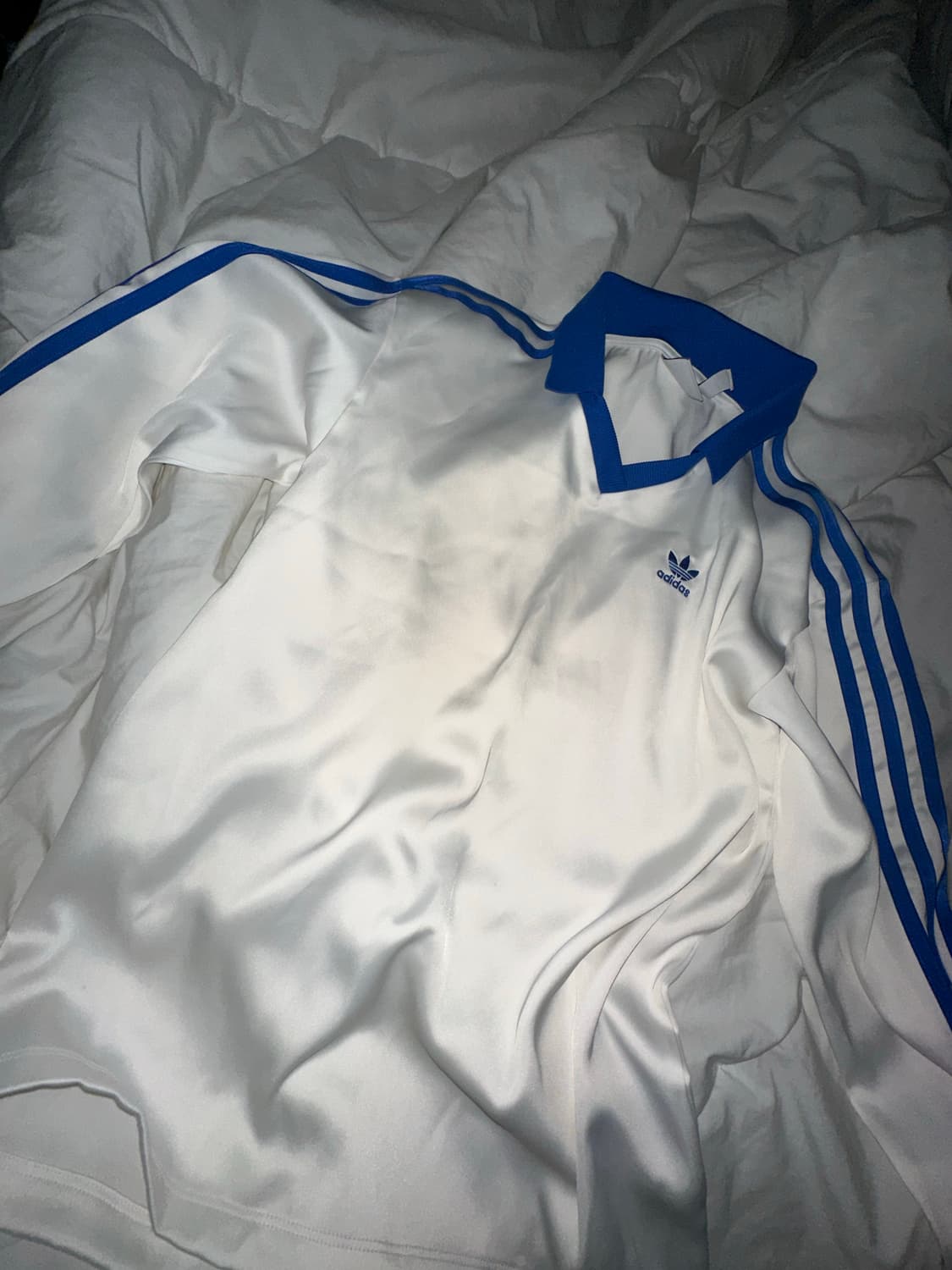 아디다스 새틴 롱슬리브 상품이미지1