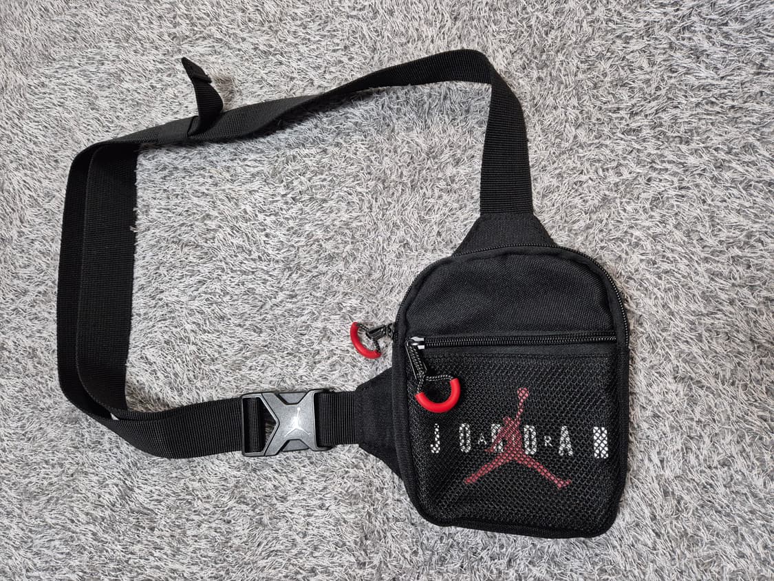 조던 미니 슬링백 힙색 상품이미지1