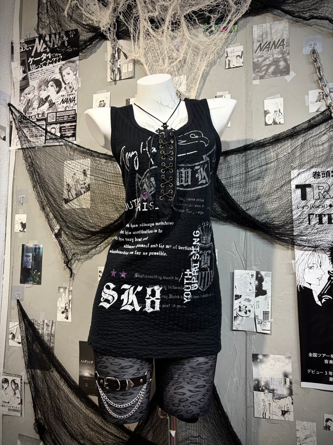 Punk lettering eyelet sleeveless 상품이미지6