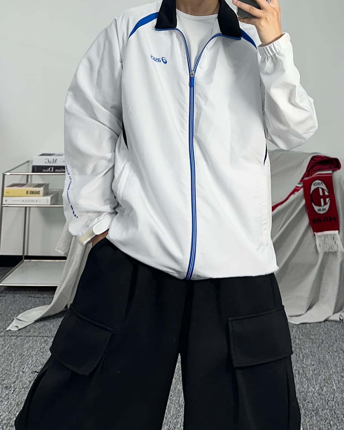 아식스 00s 올드스쿨 화이트 바람막이 100 상품이미지3