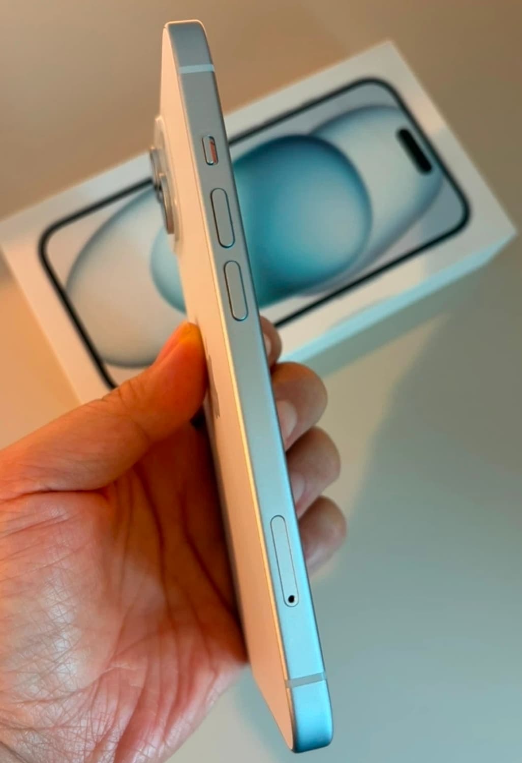 아이폰 15 블루 256 카메라무음 상품이미지5