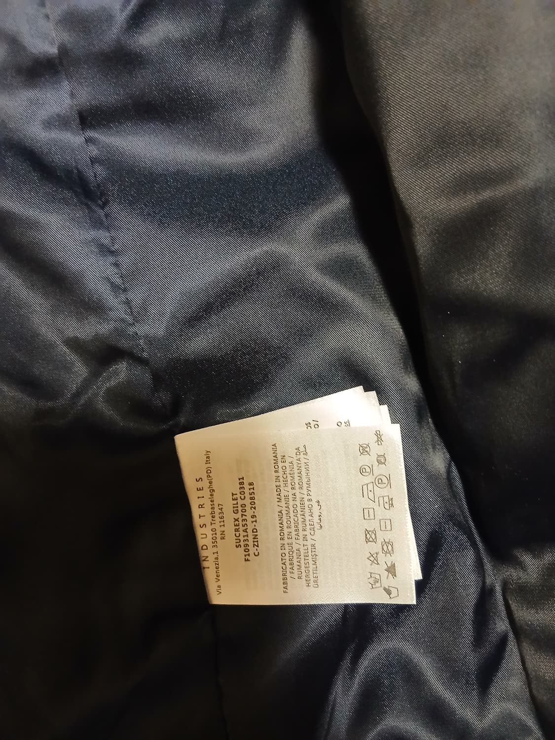 몽클레어 남자 네이비 바람막이 상품이미지3