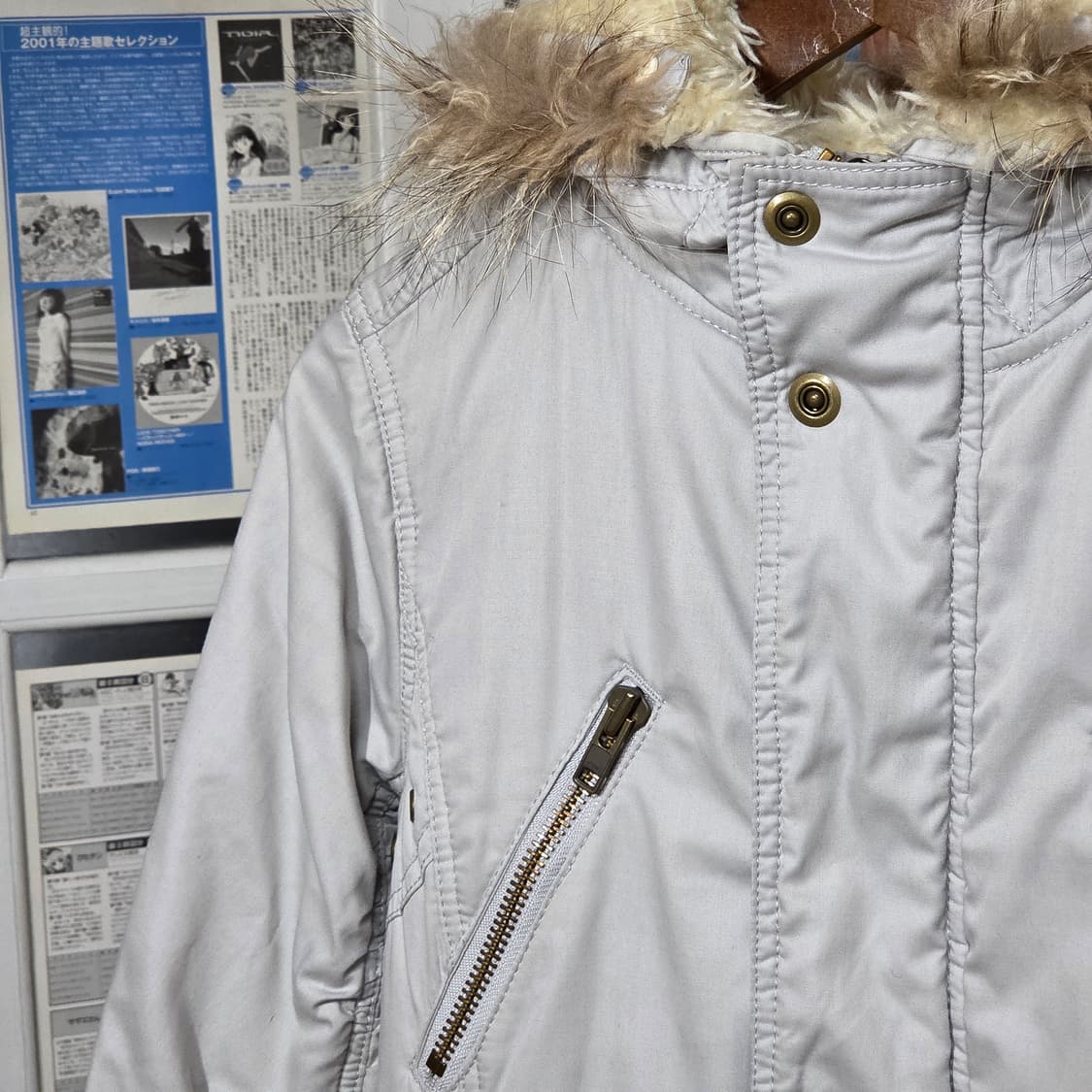 JPN 라이트 그레이 퍼 후드 야상 투웨이 점퍼 상품이미지3