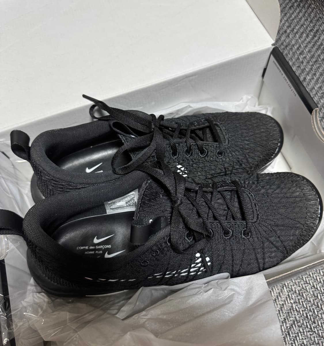 나이키 꼼데가르송 옴므 플러스 에어 리주버네이트 블랙 화이트 275 상품이미지3