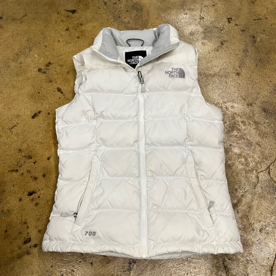 노스페이스 화이트 패딩 조끼 80 상품이미지2