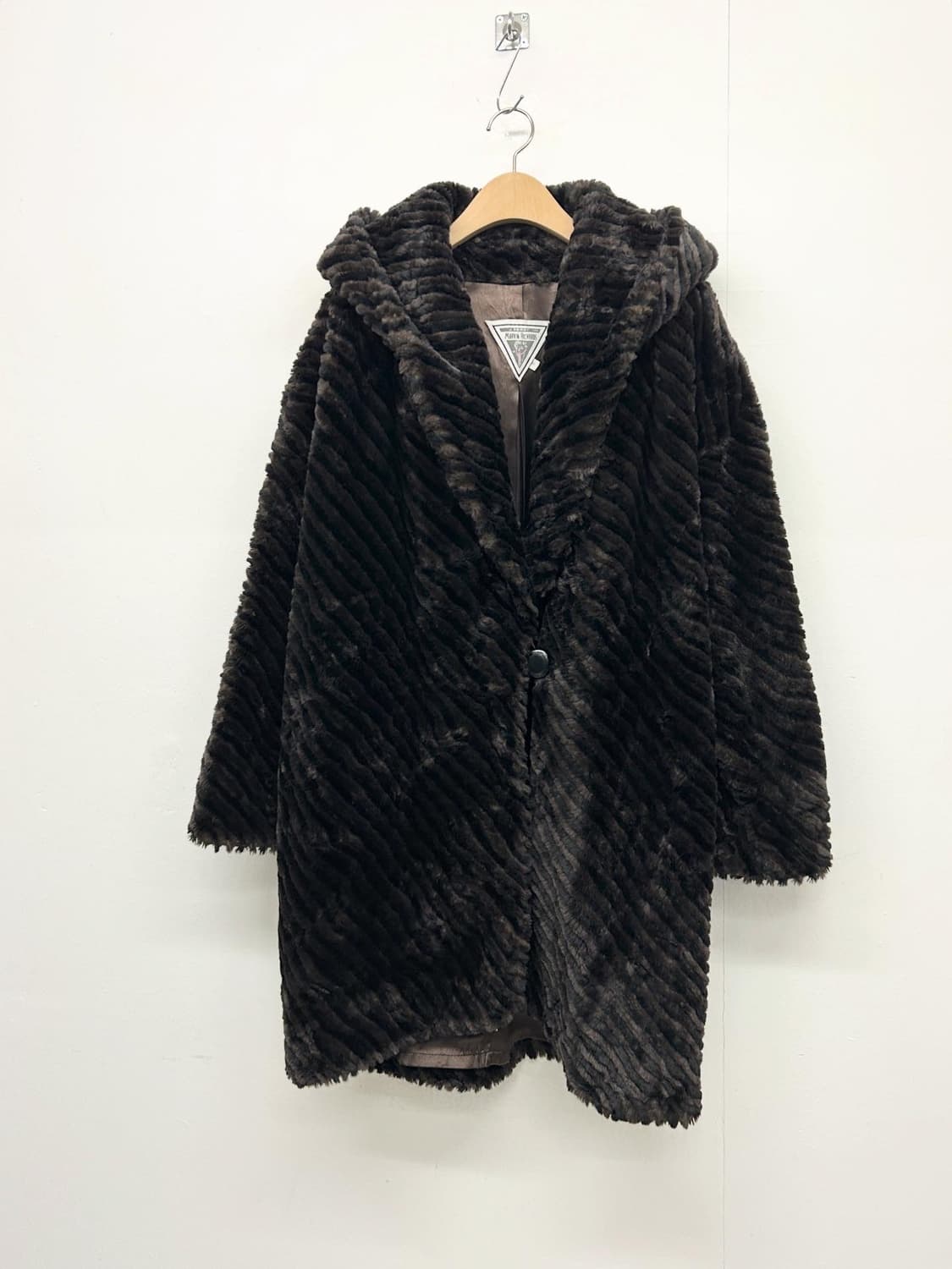 J. Percy for Marvin Richards 페이크 퍼 후드 코트 상품이미지1