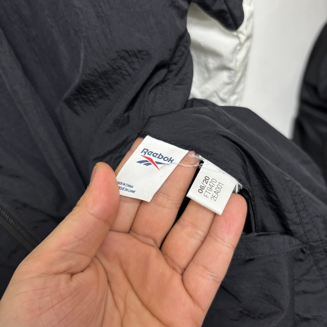 리복 블랙 리버시블 패딩 점퍼 상품이미지7