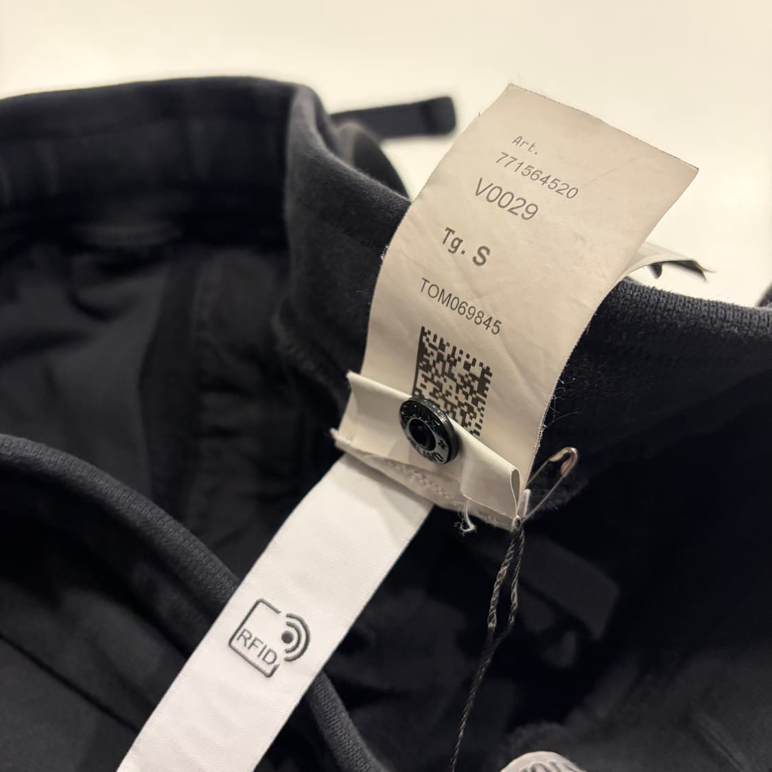 [S] 스톤아일랜드 와펜 블랙 카고 조거팬츠 D143 상품이미지7