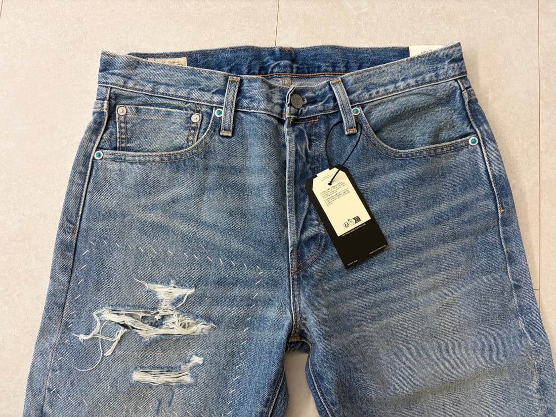 리바이스 프리미엄라인 찢청바지 팔아요 상품이미지2