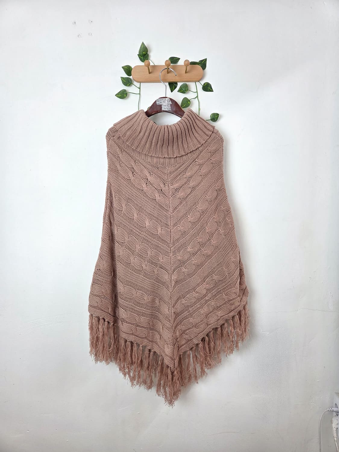 뮤트 핑크 케이프 니트 상품이미지4